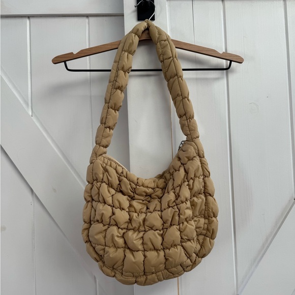 Handbags - Puffy Quilted Carryall Shoulder Bag in Sand Color